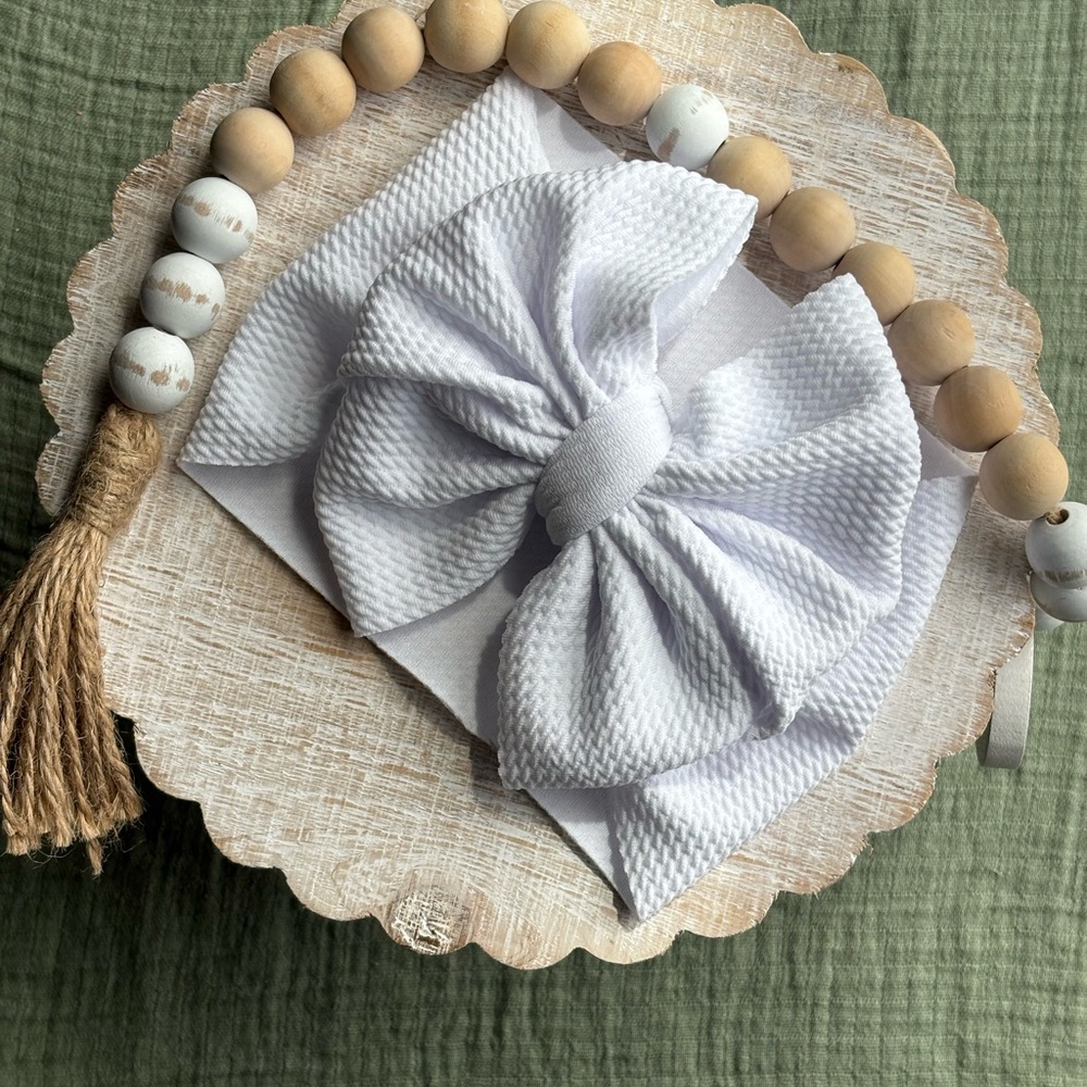 Elegant White Bow Hairband for Kids